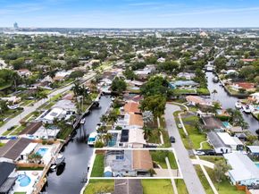 1340 SW 56th Avenue, Plantation FL 33317