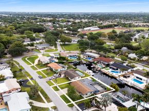 1340 SW 56th Avenue, Plantation FL 33317