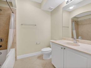 1690 Renaissance Commons Boulevard 1219, Boynton Beach FL 33426