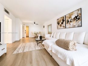 400 Kings Point Drive 1224, Sunny Isles Beach FL 33160