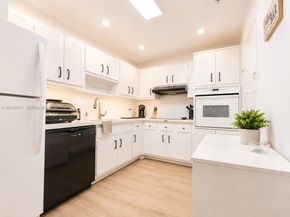 400 Kings Point Drive 1224, Sunny Isles Beach FL 33160