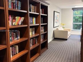 3500 Mystic Pointe Drive 302, Aventura FL 33180