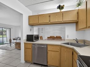 812 Sky Pine Way G1, Greenacres FL 33415
