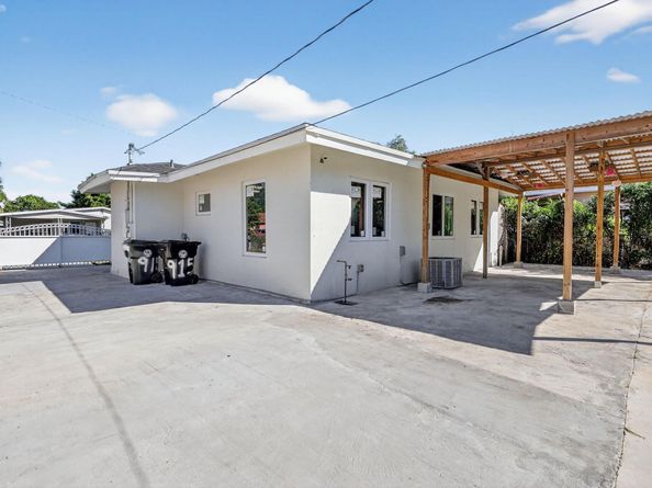 915 S F Street, Lake Worth Beach FL 33460