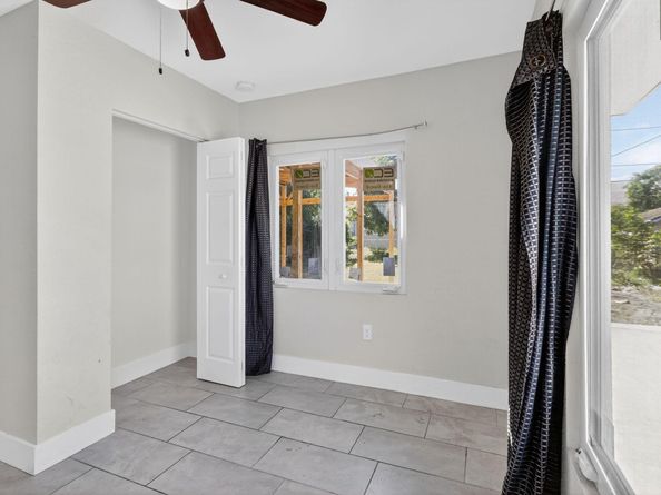 915 S F Street, Lake Worth Beach FL 33460