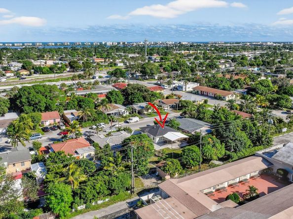 915 S F Street, Lake Worth Beach FL 33460