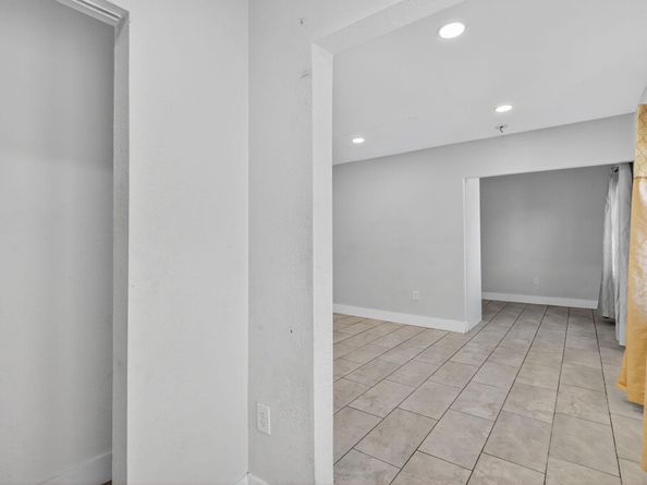 915 S F Street, Lake Worth Beach FL 33460