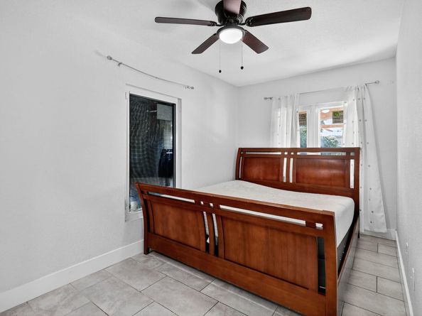 915 S F Street, Lake Worth Beach FL 33460