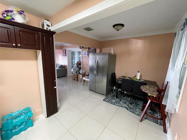 14215-14225 NE 9th Ave, North Miami FL 33161
