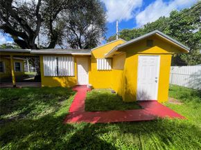 14215-14225 NE 9th Ave, North Miami FL 33161