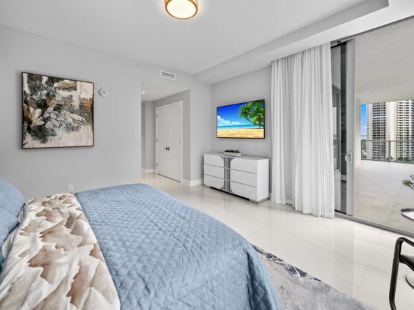 3100 N Ocean Drive H1508, Singer Island FL 33404