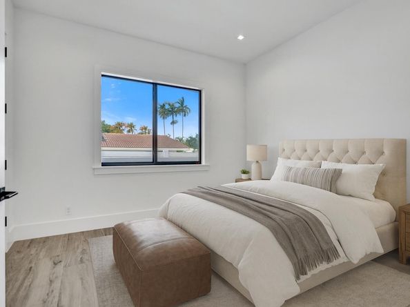 4451 NE 27th Terrace, Lighthouse Point FL 33064