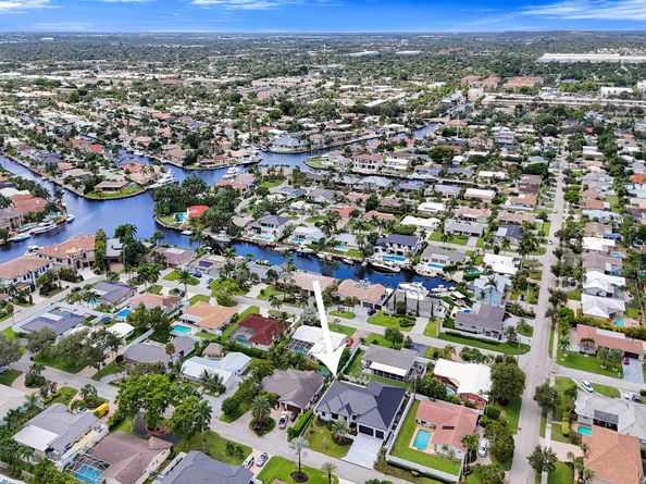 4451 NE 27th Terrace, Lighthouse Point FL 33064