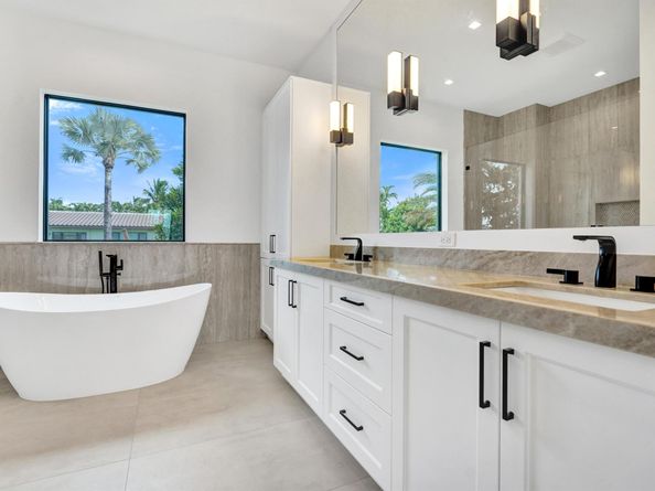 4451 NE 27th Terrace, Lighthouse Point FL 33064