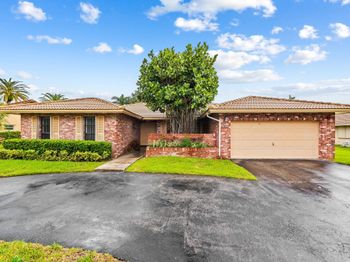 959 NW 109th Ter