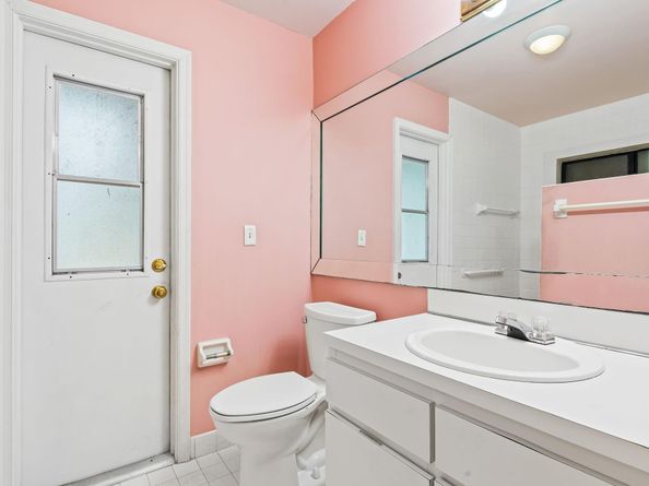 959 NW 109th Ter, Coral Springs FL 33071