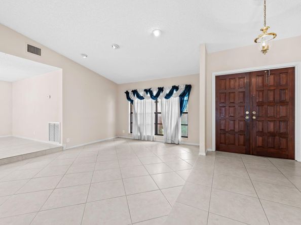 959 NW 109th Ter, Coral Springs FL 33071