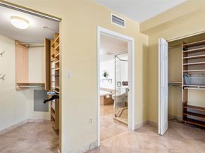 2011 N Ocean Blvd 1601N, Fort Lauderdale FL 33305
