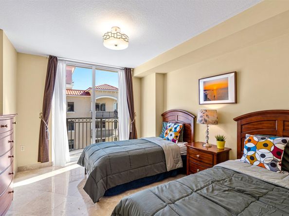 2011 N Ocean Blvd 1601N, Fort Lauderdale FL 33305