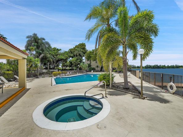 116 Lake Emerald Dr 401, Oakland Park FL 33309