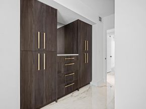 525 S Flagler Drive 15a, West Palm Beach FL 33401