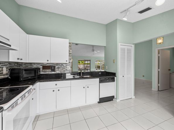 1544 Old Cypress Trail, Wellington FL 33414