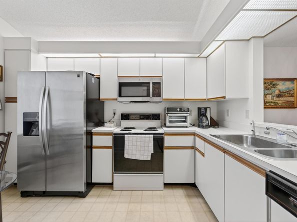 6259 Kings Gate Circle, Delray Beach FL 33484