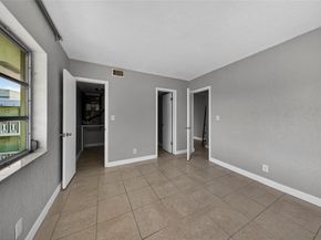 1900 NE 8th Ct 308, Fort Lauderdale FL 33304