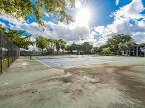 210 Lake Pointe Drive 103, Oakland Park FL 33309