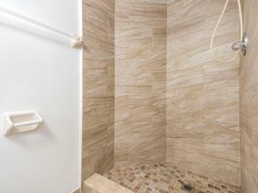 210 Lake Pointe Drive 103, Oakland Park FL 33309