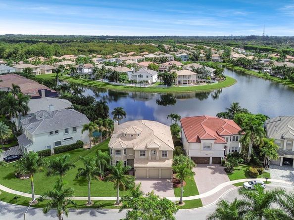 2754 Danforth Terrace, Wellington FL 33414