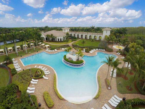 2754 Danforth Terrace, Wellington FL 33414