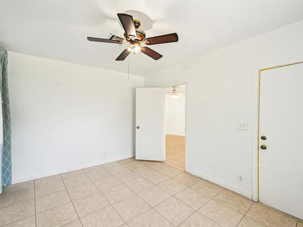 423 Kern Street, West Palm Beach FL 33405