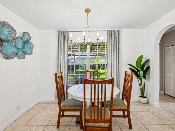 423 Kern Street, West Palm Beach FL 33405