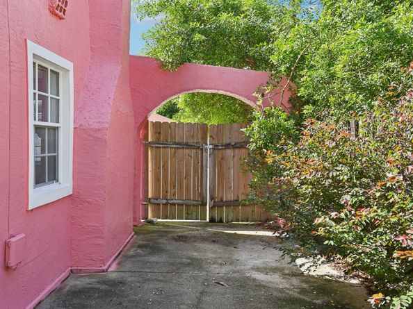 423 Kern Street, West Palm Beach FL 33405