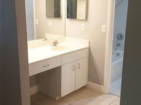 922 Coral Club Dr 922, Coral Springs FL 33071