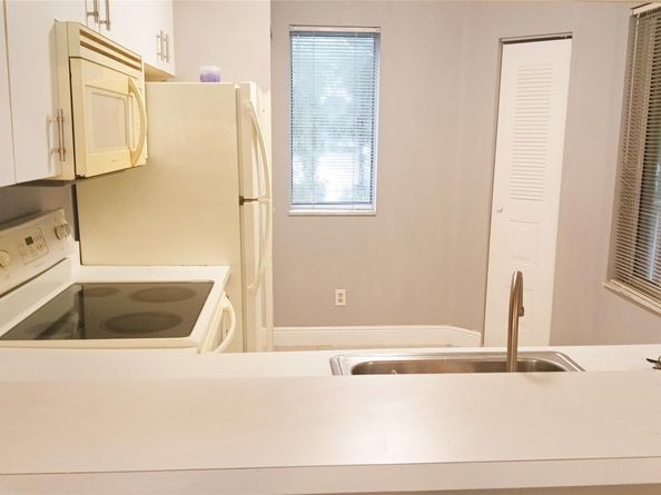 922 Coral Club Dr 922, Coral Springs FL 33071