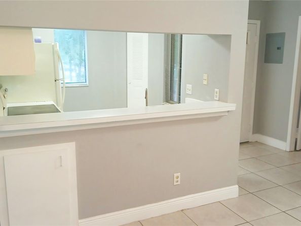 922 Coral Club Dr 922, Coral Springs FL 33071