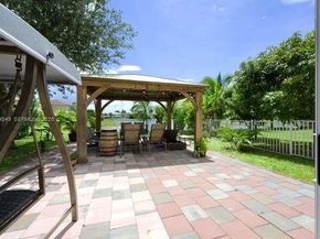 9770 Scribner Lane, Wellington FL 33414