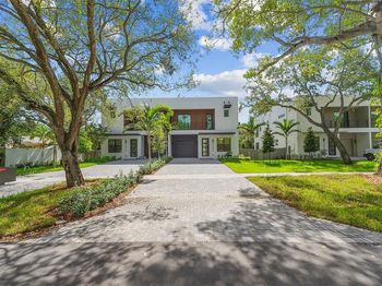 3300 SW 15th Ave