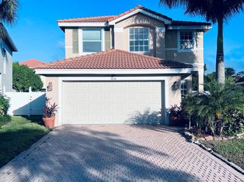 5033 Polaris Cove