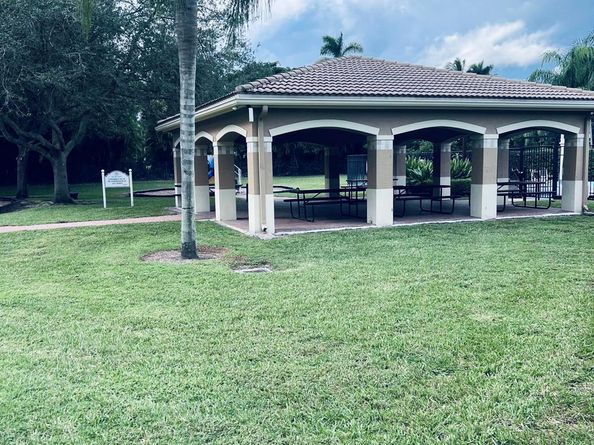 5033 Polaris Cove, Greenacres FL 33463