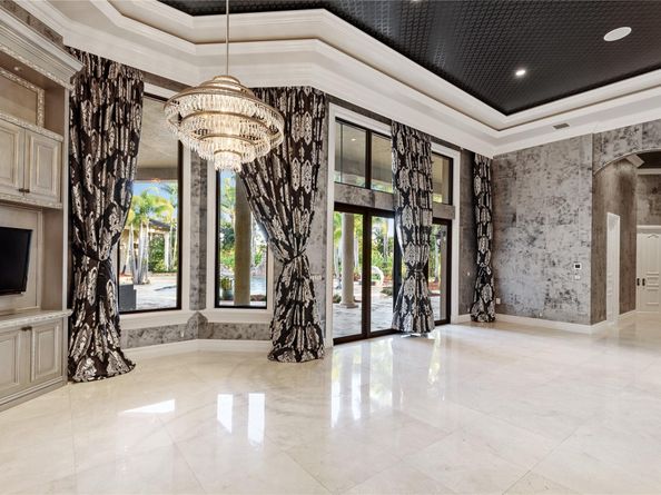 16800 Berkshire Ct, Southwest Ranches FL 33331