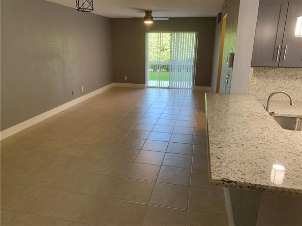 755 N 92nd Ave, Plantation FL 33324
