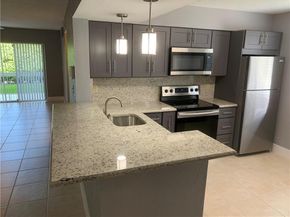 755 N 92nd Ave, Plantation FL 33324
