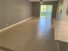 755 N 92nd Ave, Plantation FL 33324