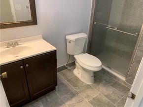 755 N 92nd Ave, Plantation FL 33324