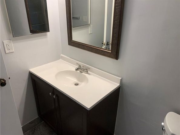 755 N 92nd Ave, Plantation FL 33324