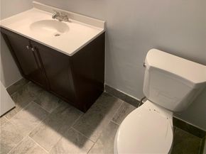 755 N 92nd Ave, Plantation FL 33324