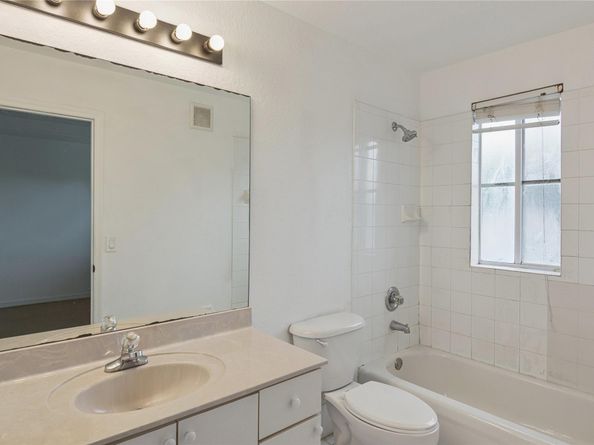 8822 W Flagler St 139, Miami FL 33174
